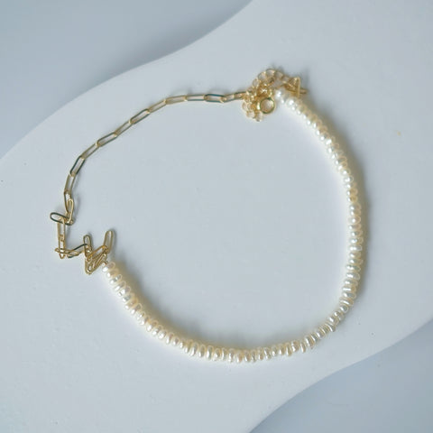 Harmony of Pearls and Gold: Freshwater Pearls & Gold-Plated Paperclip Chain Necklace