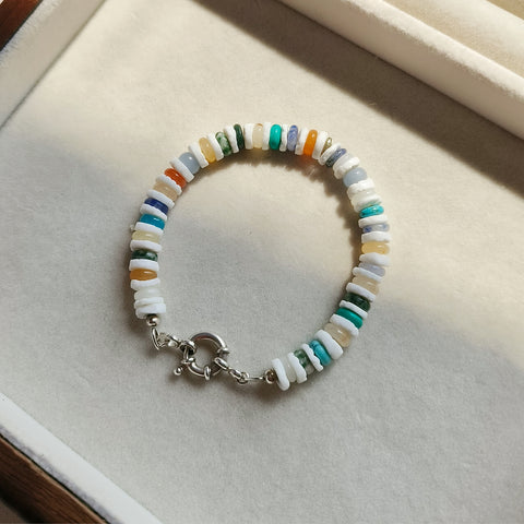 Pulsera Sunshine Beach con Concha Blanca y Ágata Multicolor 